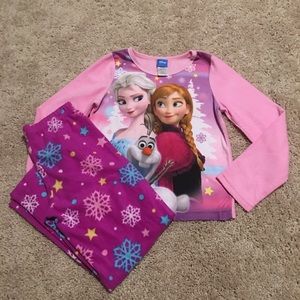 Disney Frozen size 8 Fleece style pajamas